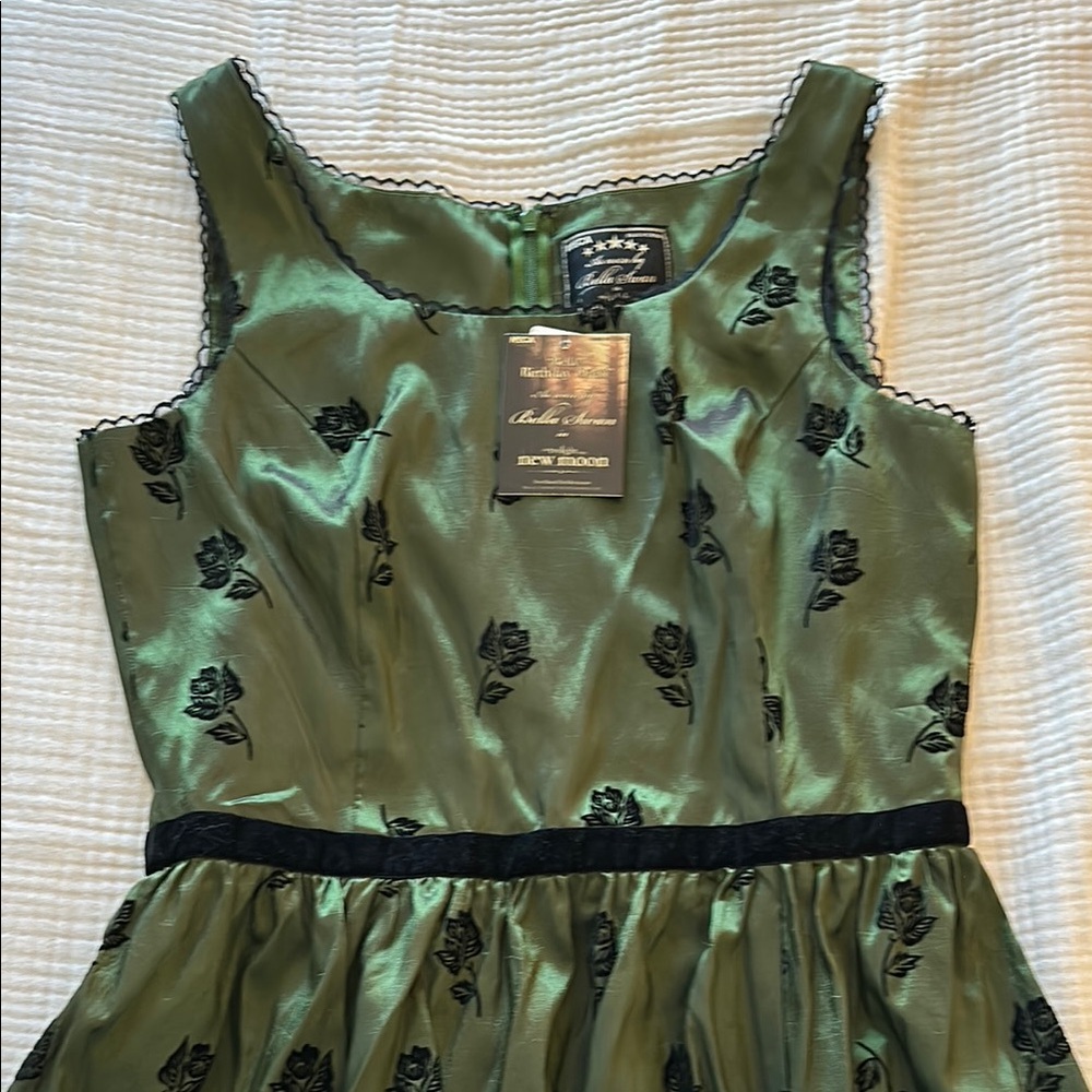 Bella Swan Twilight New Moon Birthday Dress Hot Topic NECA